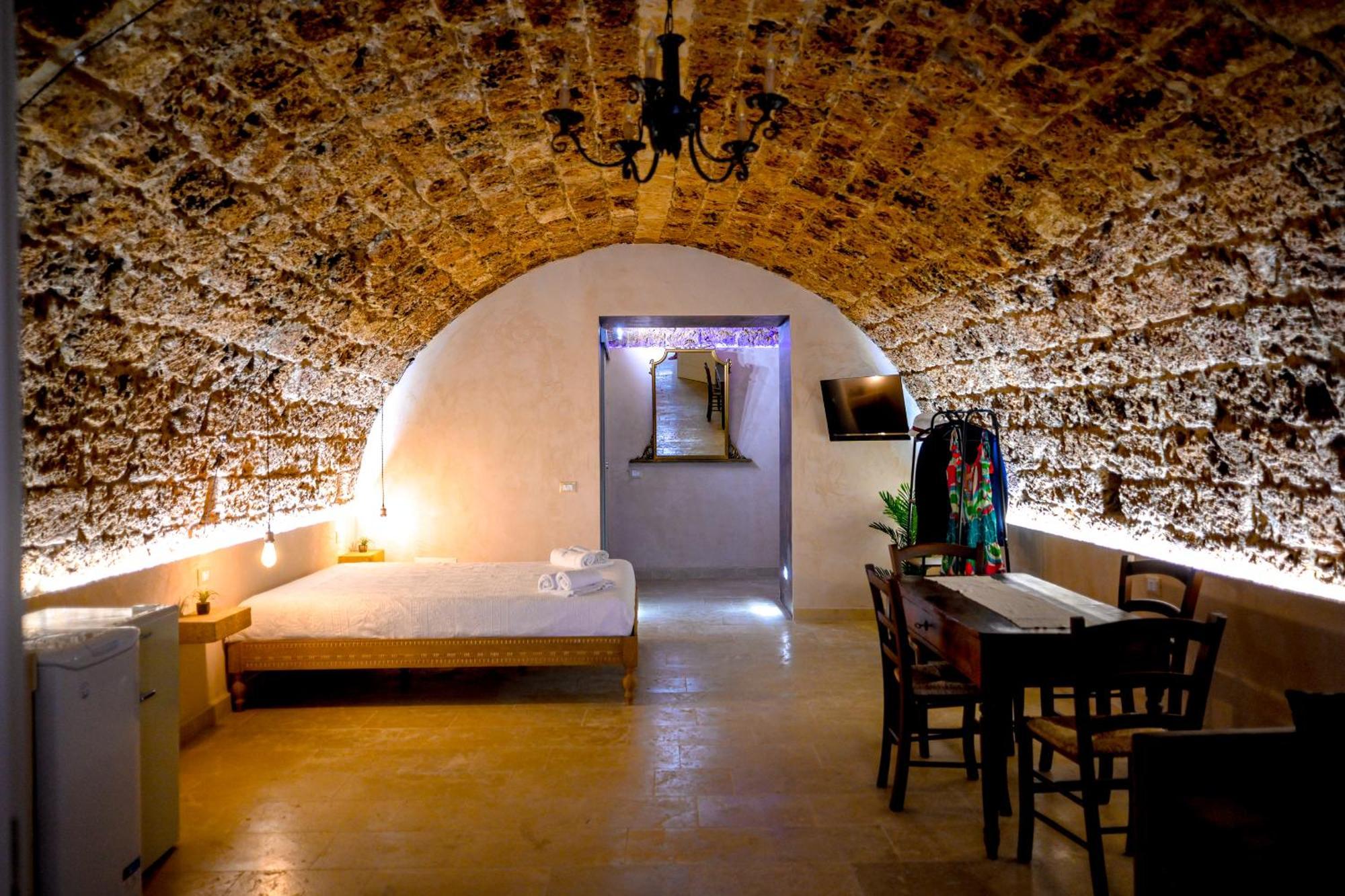La Grotta, Luxury Suite & Spa Noto Luaran gambar